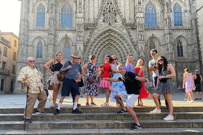 semi-private-barcelona-tour-gothic-sagrada-familia-park-guell