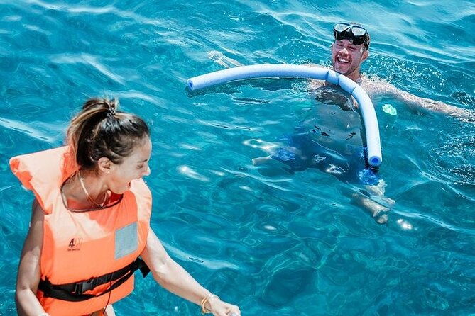 semi-private-santorini-catamaran-tour