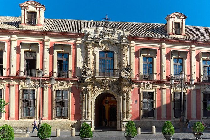 seville-guided-tour-to-the-alcazar-cathedral-and-giralda