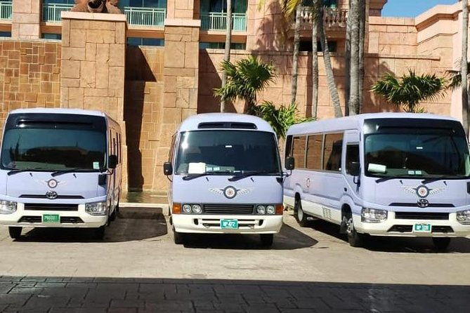shared-shuttle-round-trip-airport-transportation