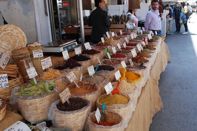 sicilian-street-food-tour-and-wine-tasting-in-syracuse-2