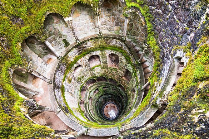 sintra-tour-with-pena-palace-and-monserrate-palace-private-tour