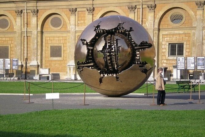 skip-the-line-tickets-to-vatican-museum-and-sistine-chapel-2