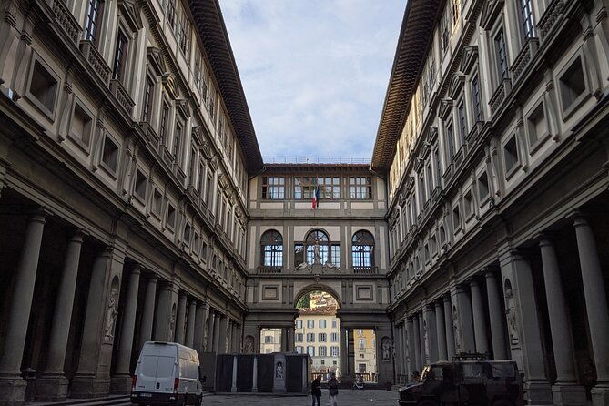 skip-the-line-uffizi-gallery-entrance-tickets-2