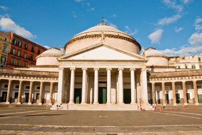 small-group-naples-city-sightseeing-tour