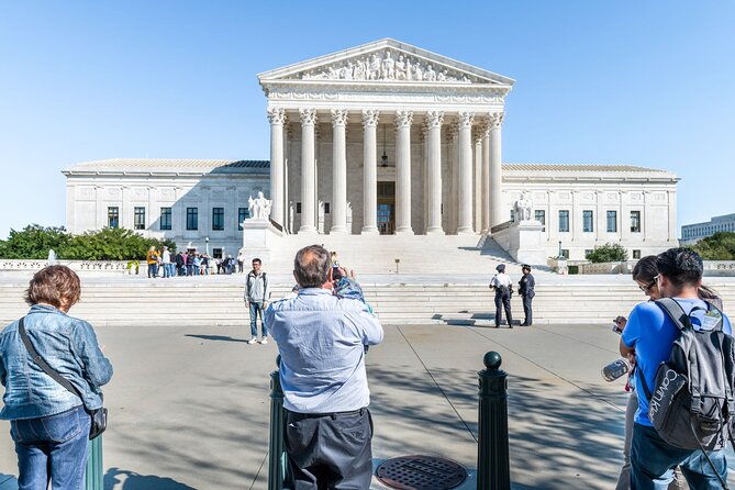 small-guided-tour-inside-the-capitol-and-library-of-congress