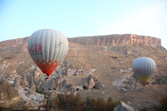 soganli-valley-hot-air-balloon-ride-at-sunrise-2