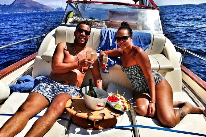 sorrento-private-tour-capri-positano-sorrento-gozzo-7-50