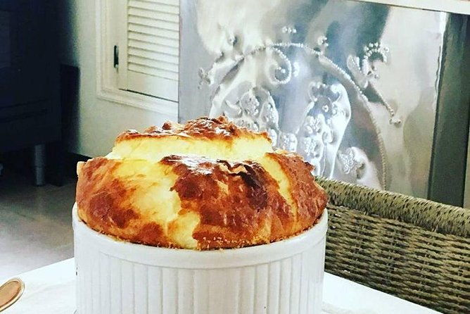 souffle-class-brasserie-lunch-with-champagne-in-parisian-home