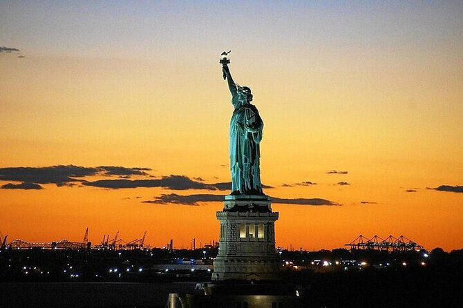 statue-of-liberty-direct-sightseeing-cruise