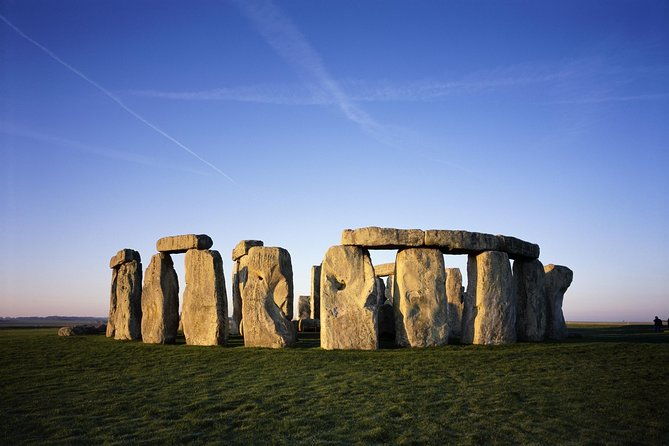 stonehenge-half-day-tour-with-entry-and-extra-time
