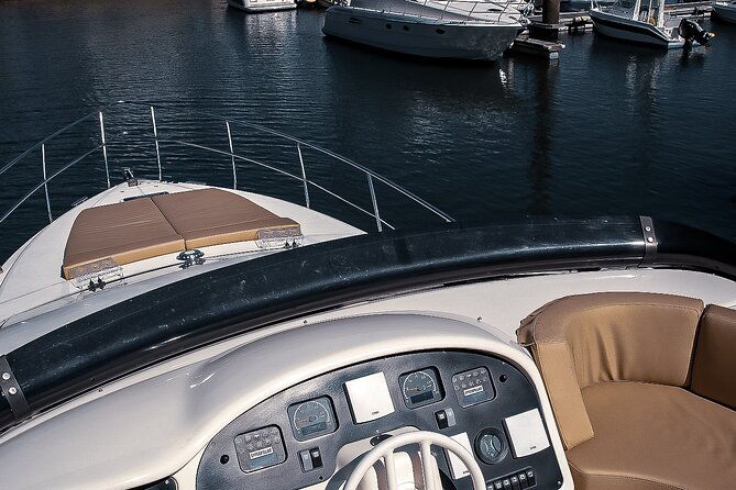 sunset-experience-3h-private-yacht-tour-in-the-city-of-porto