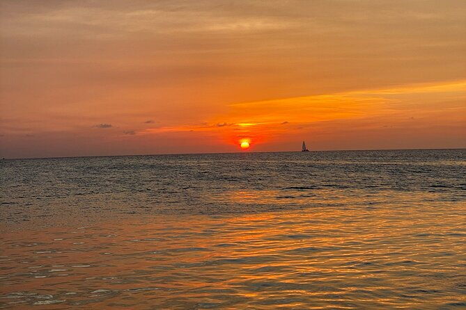 sunset-tiki-bar-cruise-in-caye-caulker-belize