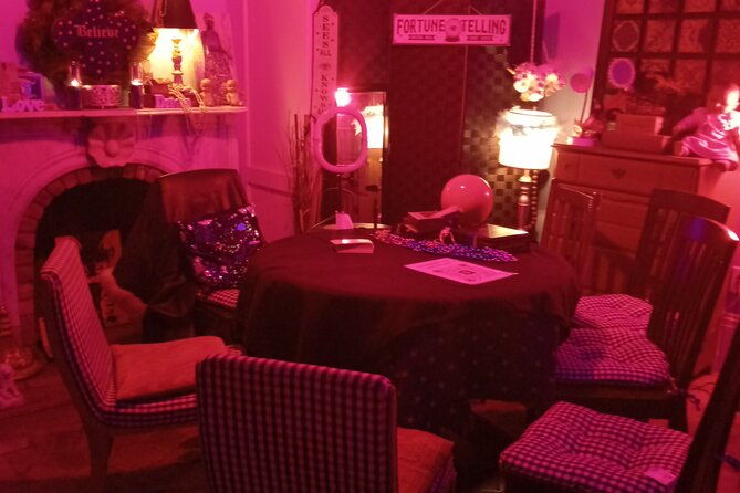 talking-to-the-dead-on-tour