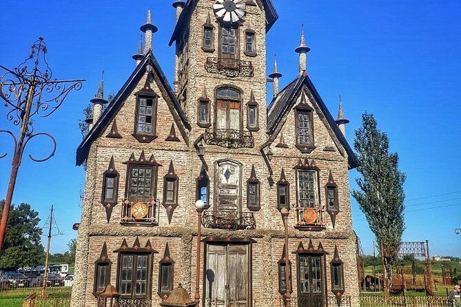 tickets-to-campanopolis-visit-the-magical-and-mysterious-village