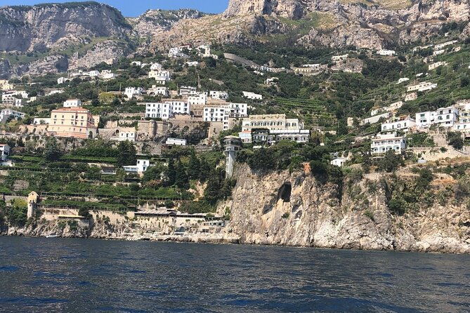 transfer-from-naples-area-to-amalfi-coast-with-2hr-stop-in-pompei