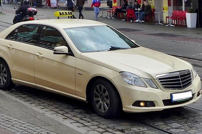 transportation-from-piraeus-port-to-athens-international-airport-and-backwards