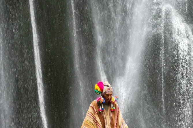 trek-to-perolniyoc-waterfalls