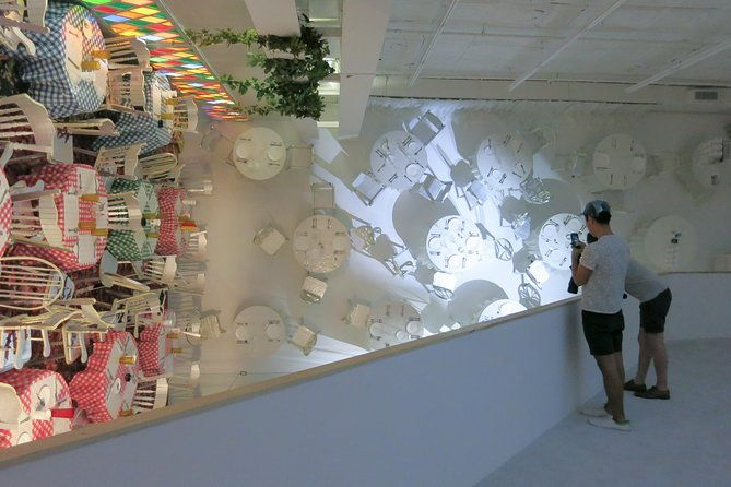 tribeca-lower-east-side-contemporary-art-tour-with-nyc-art-critic