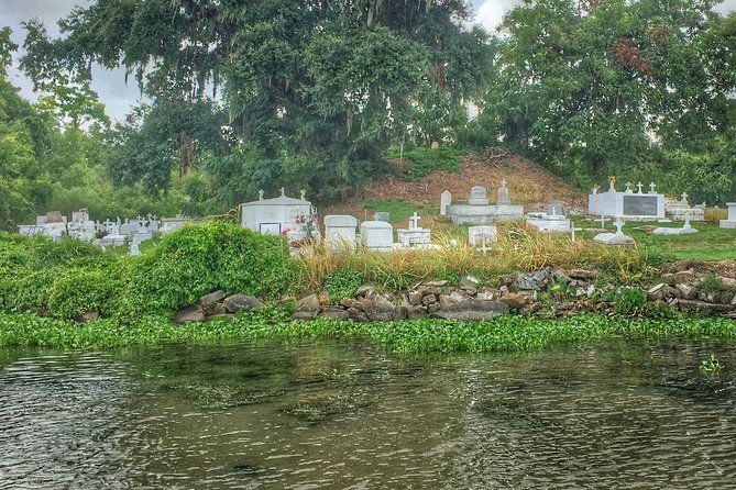 ultimate-swamp-tour-experience-with-transportation-from-new-orleans-2