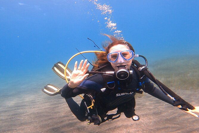 underwater-tenerife-1-on-1-personalized-scuba-diving-adventure-3