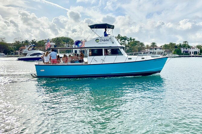 up-to-34pax-bachelorette-party-boat-yacht-rent-miami-2