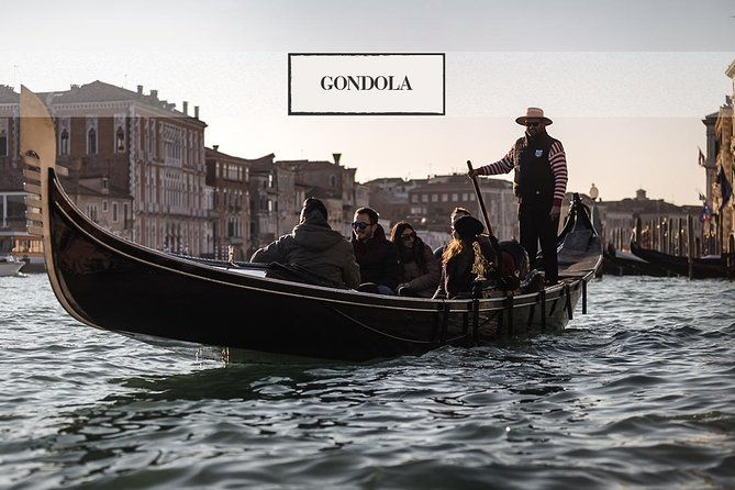 venice-grand-canal-by-gondola-with-live-commentary