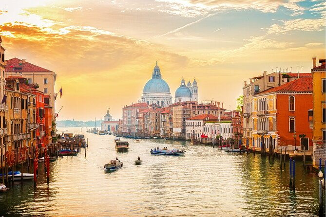 venice-highlights-with-local-private-walking-tour-gondola-ride-4