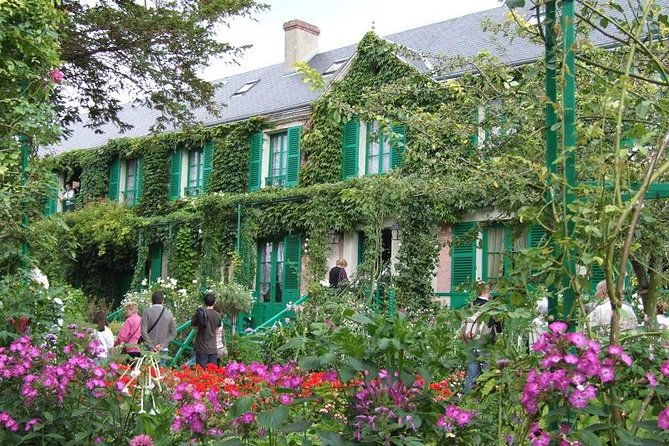 versailles-and-giverny-tour-hotel-pickup
