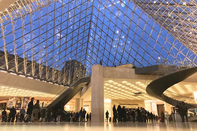 versailles-and-the-louvre-tour-with-skip-the-line-access