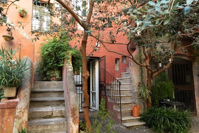 villa-farnesina-in-trastevere-private-walking-tour-2