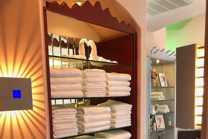 vip-60-minute-body-massage-w-hot-stones-2