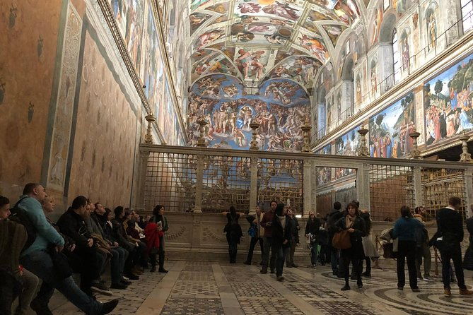 vip-tour-of-the-vatican-museums-sistine-chapel-basilica-3hrs