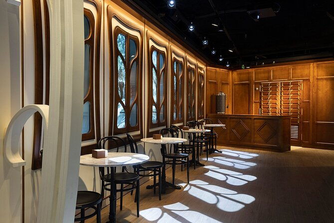 visit-with-tasting-of-vicens-nougat-and-jolonch-chocolates