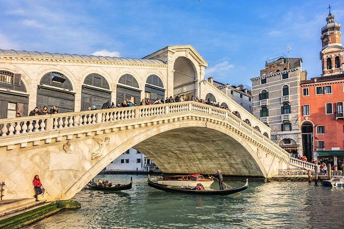 walking-tour-of-venice-with-mini-cruise