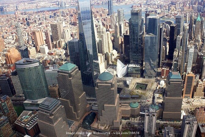 wall-street-the-financial-district-private-2-5-hr-walking-tour