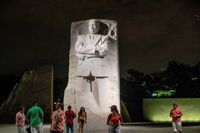 Washington DC Night-Time City Bus Tour With Optional Mount Vernon