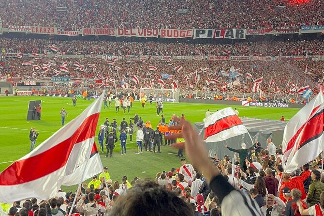 watch-a-river-plate-match-at-the-monumental-in-buenos-aires