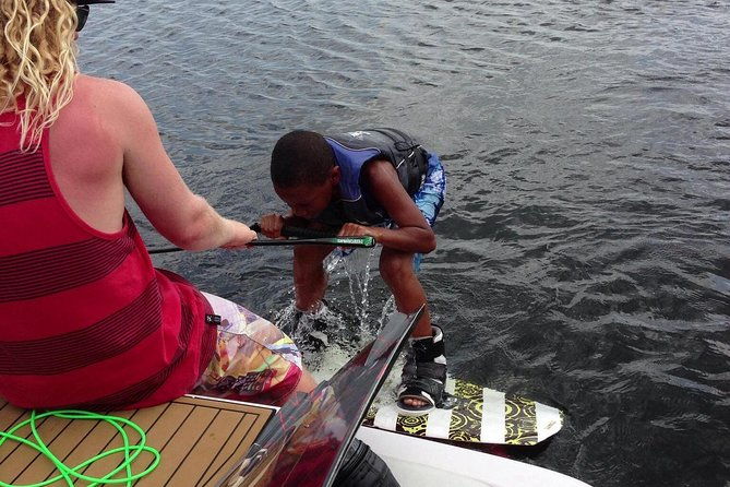 waterski-wakeboard-and-tubing-charter-from-lake-buena-vista-area-2