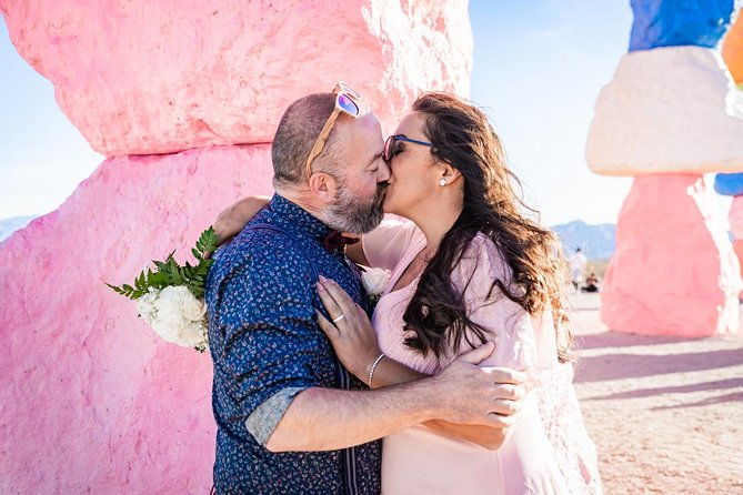 wedding-in-french-at-7-magic-mountains