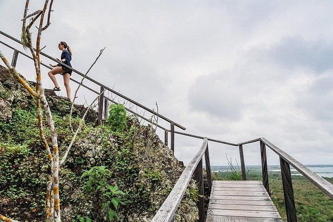 wetlands-tour-with-wall-of-tears-from-isabela-island