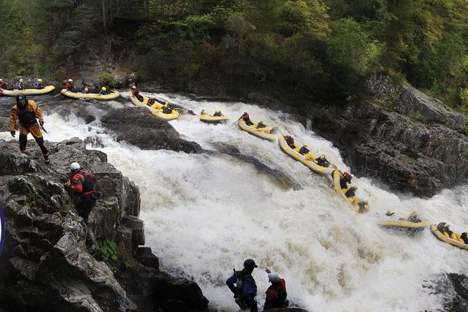 white-water-rafting-and-river-bugs-on-the-river-tummel