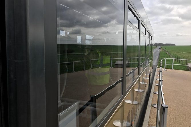 windsor-castle-stonehenge-bath-private-guided-tour-fr-london-southampton