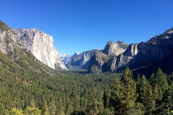 Yosemite Two Day Private Tour and Hike