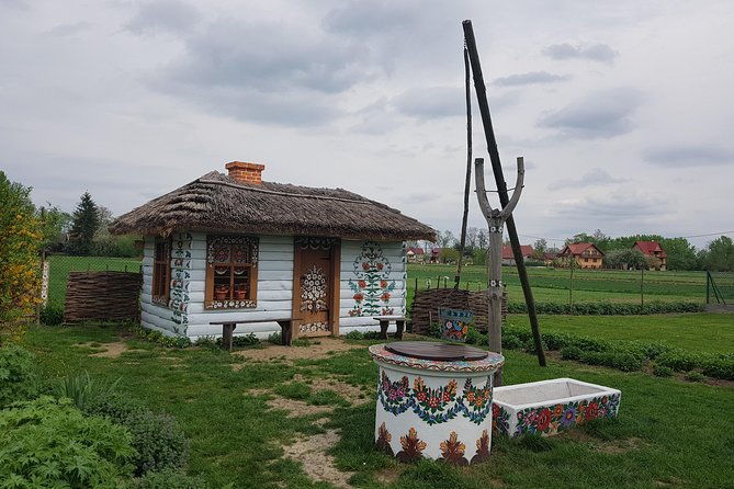zalipie-painted-village-private-tour-from-krakow