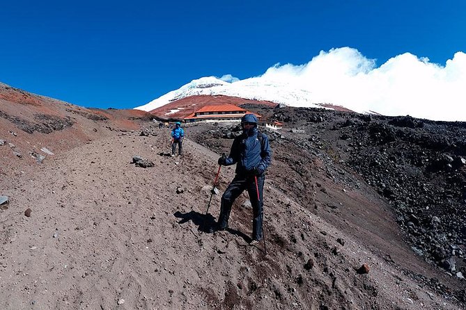 2-day-tour-of-cotopaxi-volcano-and-quilotoa-lagoon-with-hotel