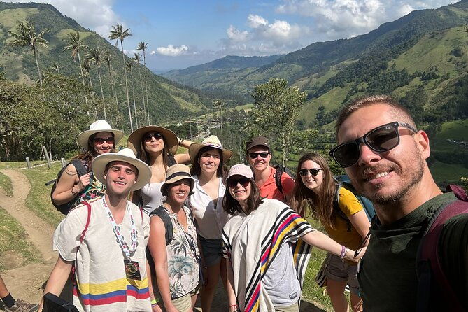 2-days-experience-cocora-salento-filandia-coffee-hotsprings