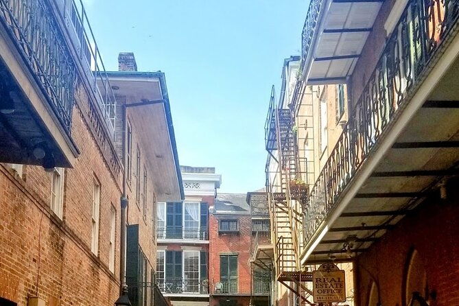 2-hour-french-quarter-ghost-walking-tour-in-new-orleans