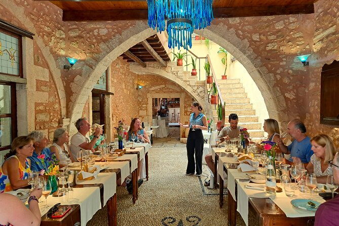 2-hour-wine-tasting-food-pairing-in-rethymno-crete-greece