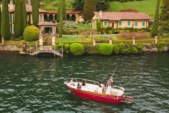 2-hours-private-boat-tour-in-the-best-area-of-como-lake